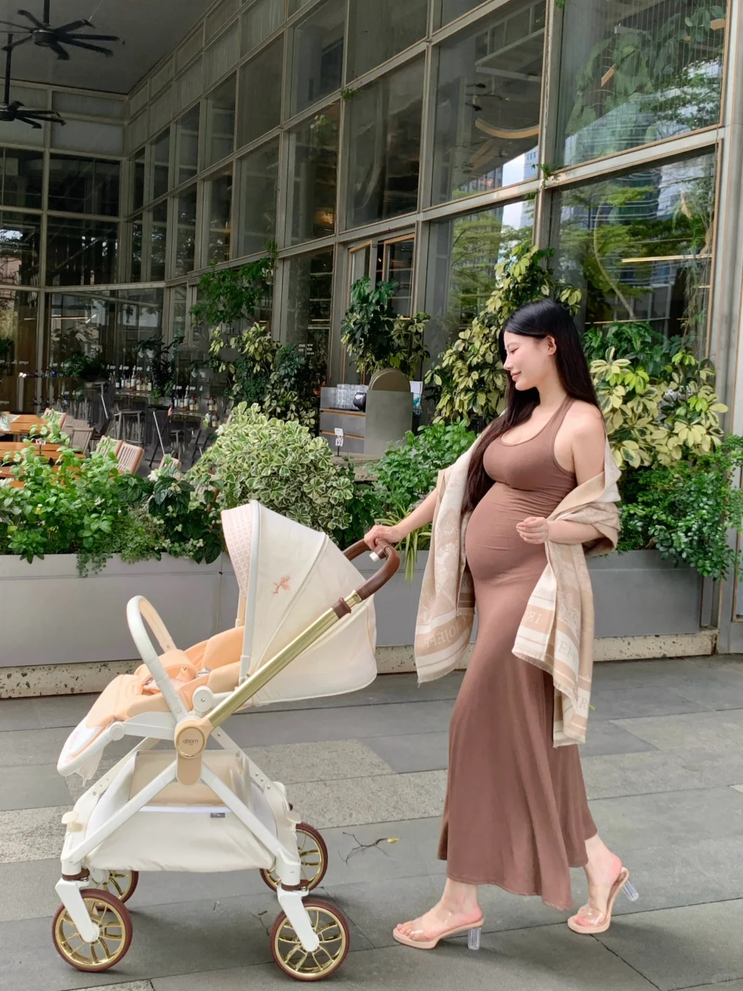 老公说这款婴儿车一点都不像1k…