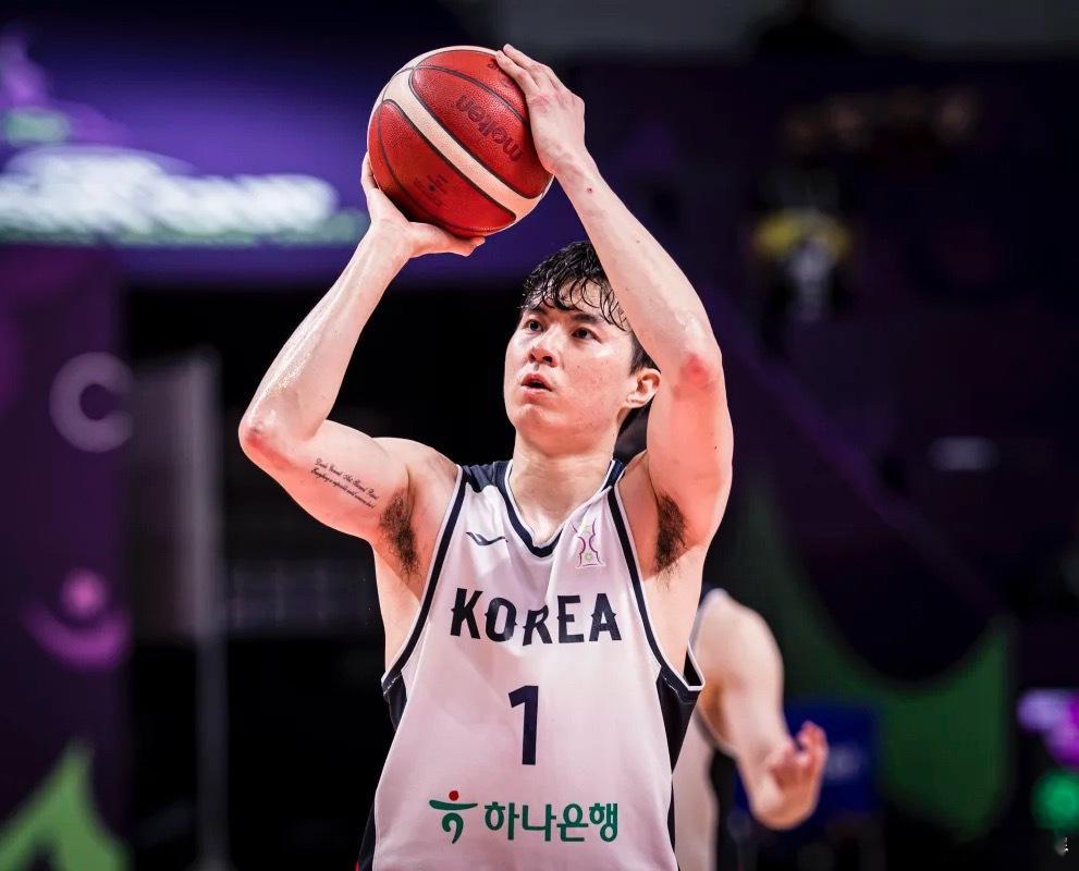 重点人爆的早，就要把赛前小纸条轮着番的糊他脸上，消耗他折磨他。“五外阵容”是比较