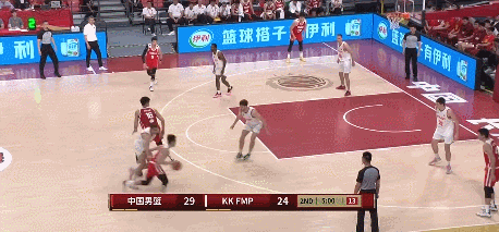 中国男篮vs塞尔维亚fmp 庞峥麟半场7投5中拿到所有球员中最高的11分，是真的