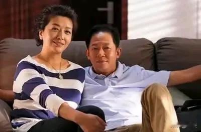 提及王志文与江珊，很多观众会立刻想到 1993 年的电视剧《过把瘾》。这部改编自