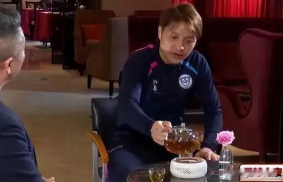 《足球之夜》汪嵩专访带给球迷的几个信息
1、国家队存在花钱入队现象！十几年前的某
