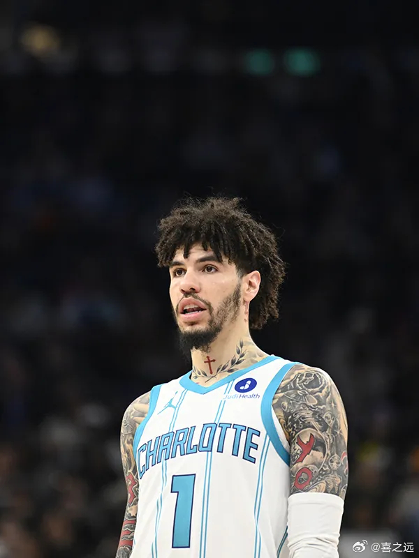 三球用260场比赛命中800+三分球！联盟历史最快纪录北京时间1月11日，NBA