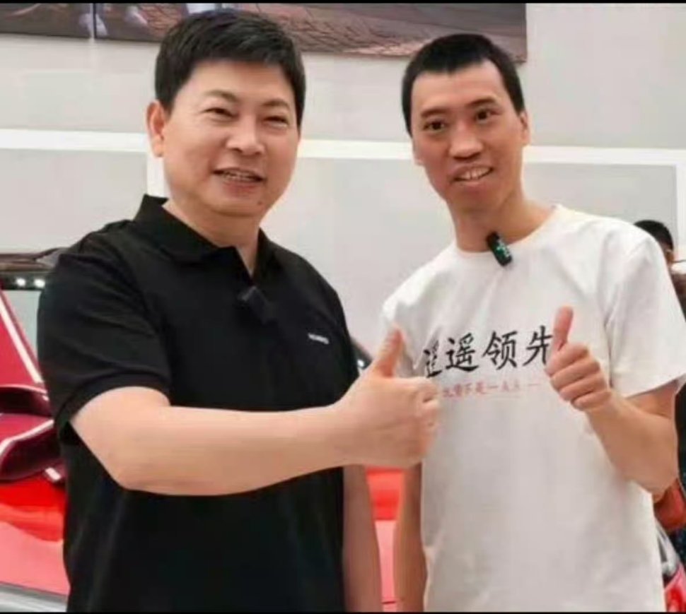 听说这个人被全网封禁了，他到底说了啥？到底是米粉还是花粉？ 
