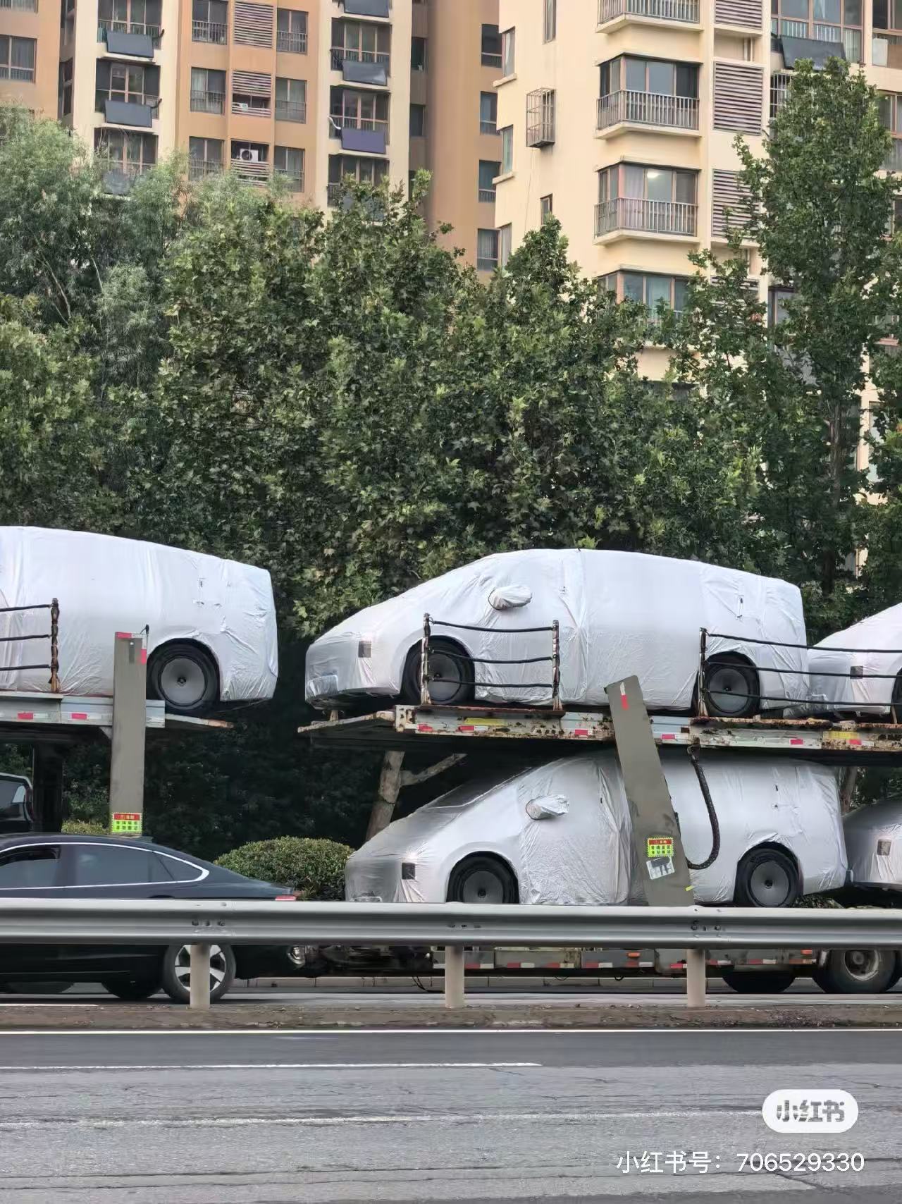 MEGA的关注度还是挺高的除了无良无信泄密者坐等结果以外大家都非常着急想下单啊而
