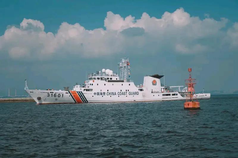 最近中国海警发布视频提醒大家天冷穿秋裤，还开玩笑说不穿秋裤要打小屁股，这提醒太可