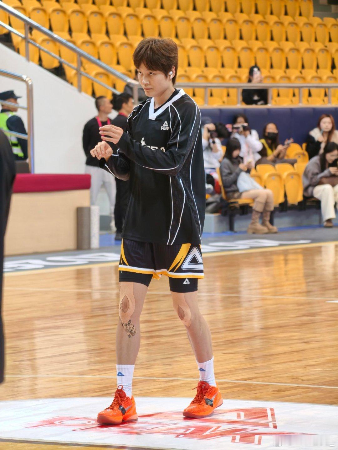 杨力维杨力维2025-2026赛季wcba联赛 20251216WCBA常规赛第