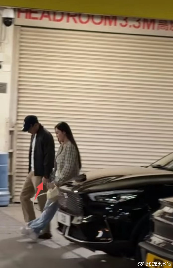 刘恺威 李晓峰之前李晓峰不是都怀孕了吗，这咋又找了个更年轻的，每一段感情都这样对