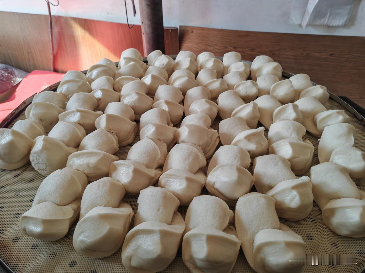 大家知道这个叫什么？
什么地方的特色？