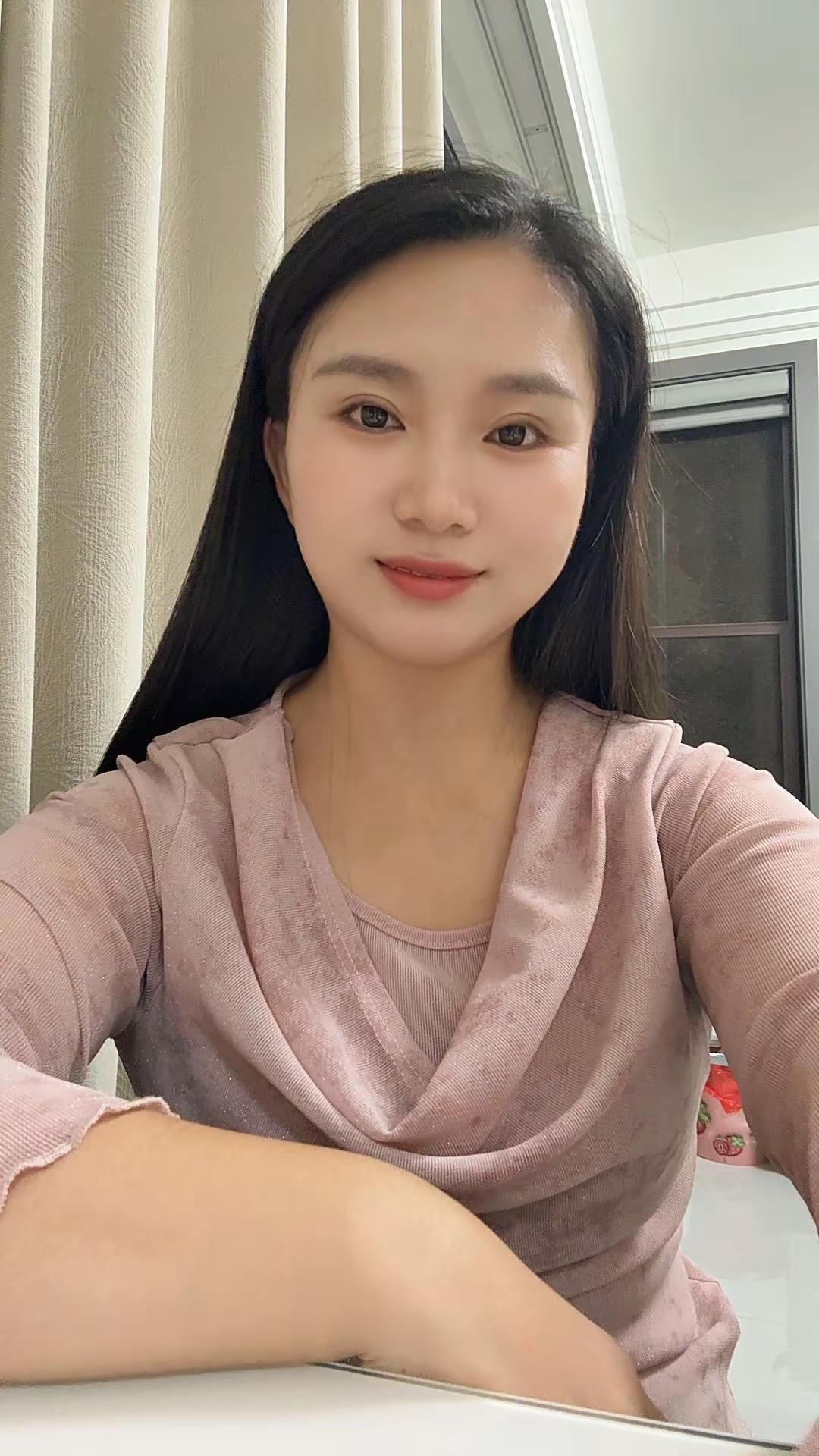 一定要多听红歌，强大自己的磁场要像建设新中国一样建设自己，积极向上，不屈不挠！听