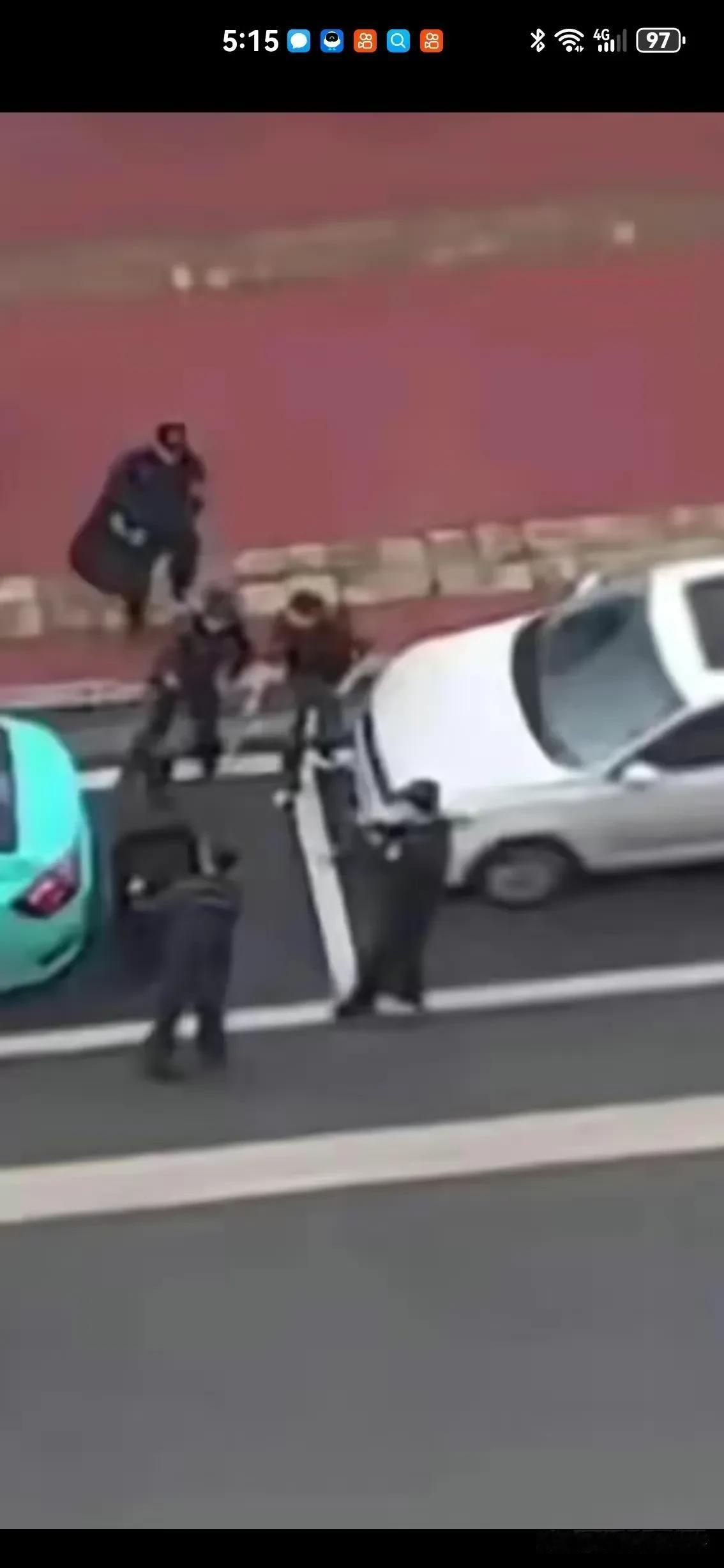 昭通血案令人寒，见义勇为这般难？
在昭通这片土地上，上演了一场让人心寒的悲剧。一