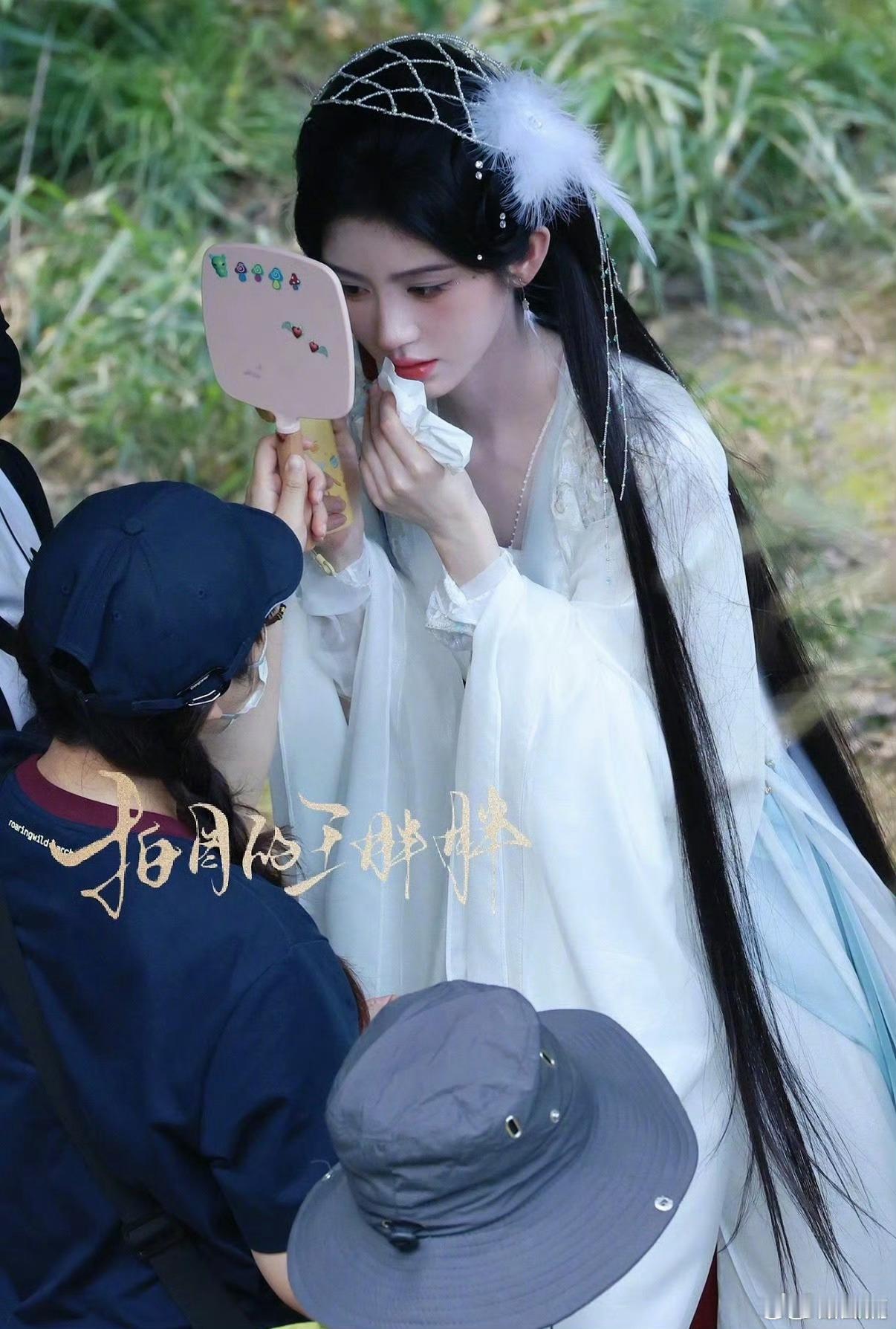 鞠婧祎《万花世界》新造型路透，完全仙女来的，再一次被鞠姐惊艳到