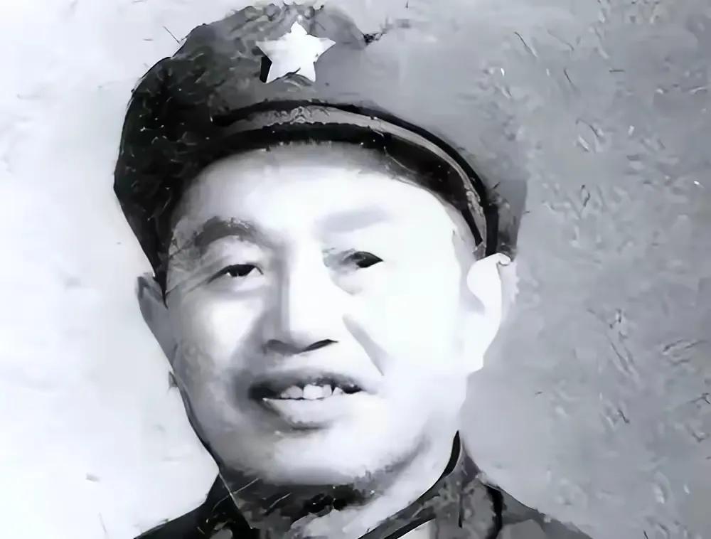 1969年，兰州军区司令皮定钧在外视察，路过一村庄时，发现几个十几岁赤裸身体的姑