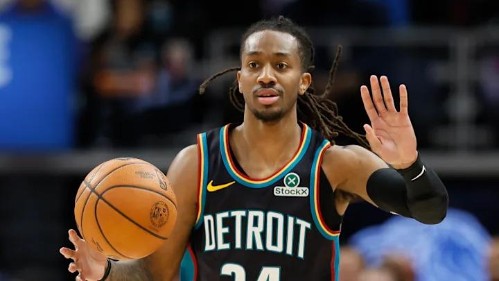 据报道，底特律活塞在本赛季的交易窗口中采取了相当保守的策略。球队并不急于现在就押