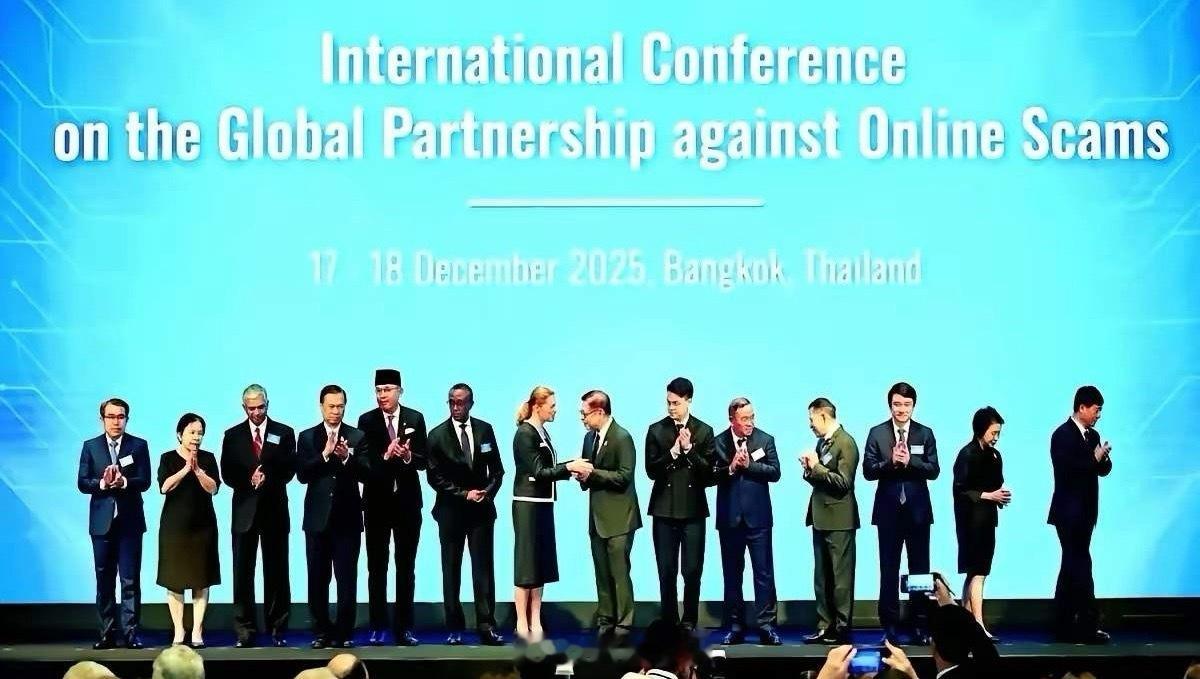 泰国这次刷新了全世界的三观，在自己家的领土上，不声不响的邀请了60个国家齐聚一堂