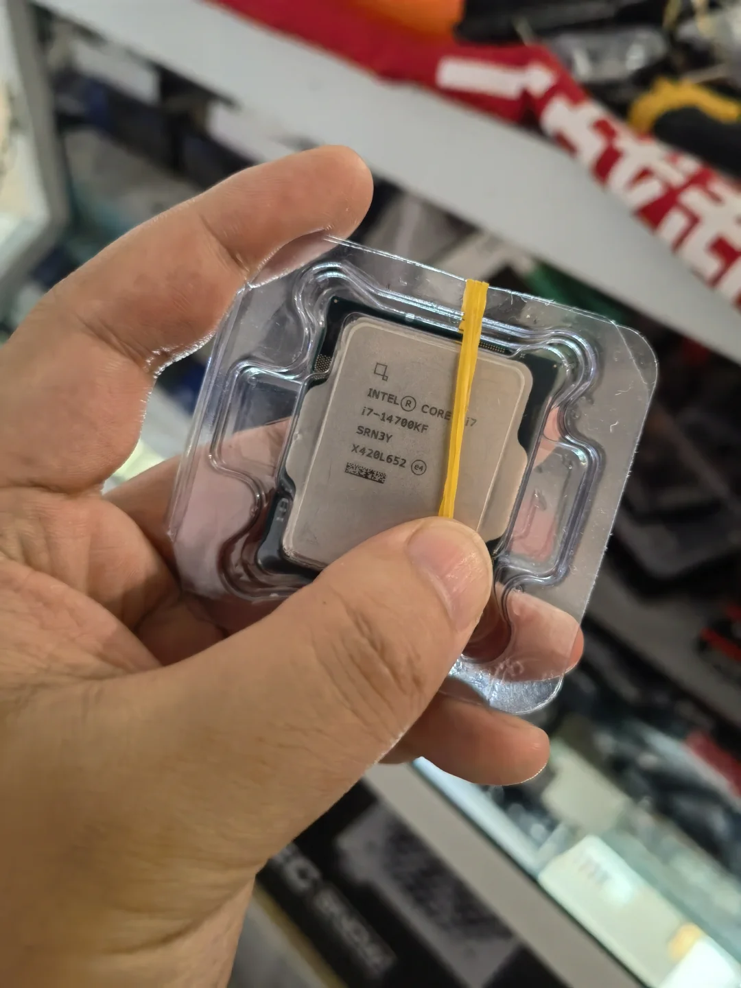 能压147kf？同行扔来测试的散热器