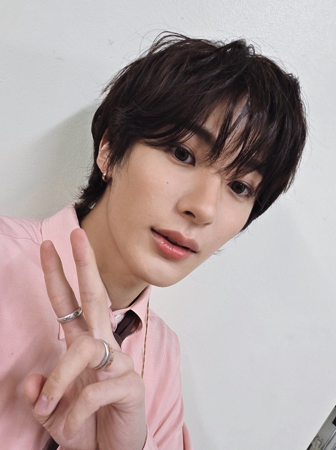 晚睡呢就可以看到我哥哥