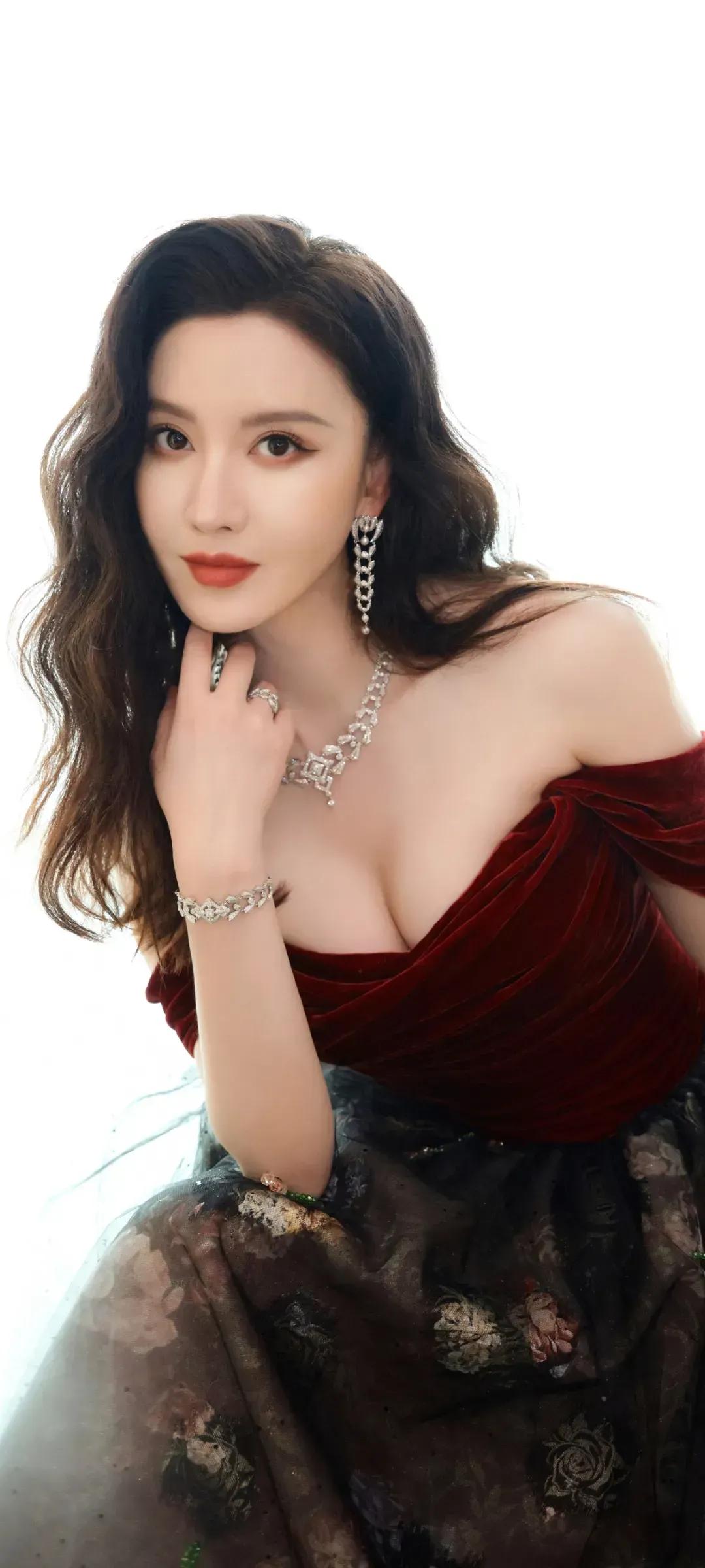 我的眼泪永远流不进你的心里