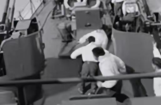 1953年7月15日21时，在金门岛上侥幸占了便宜而获“大捷”的胡琏，再次率领“