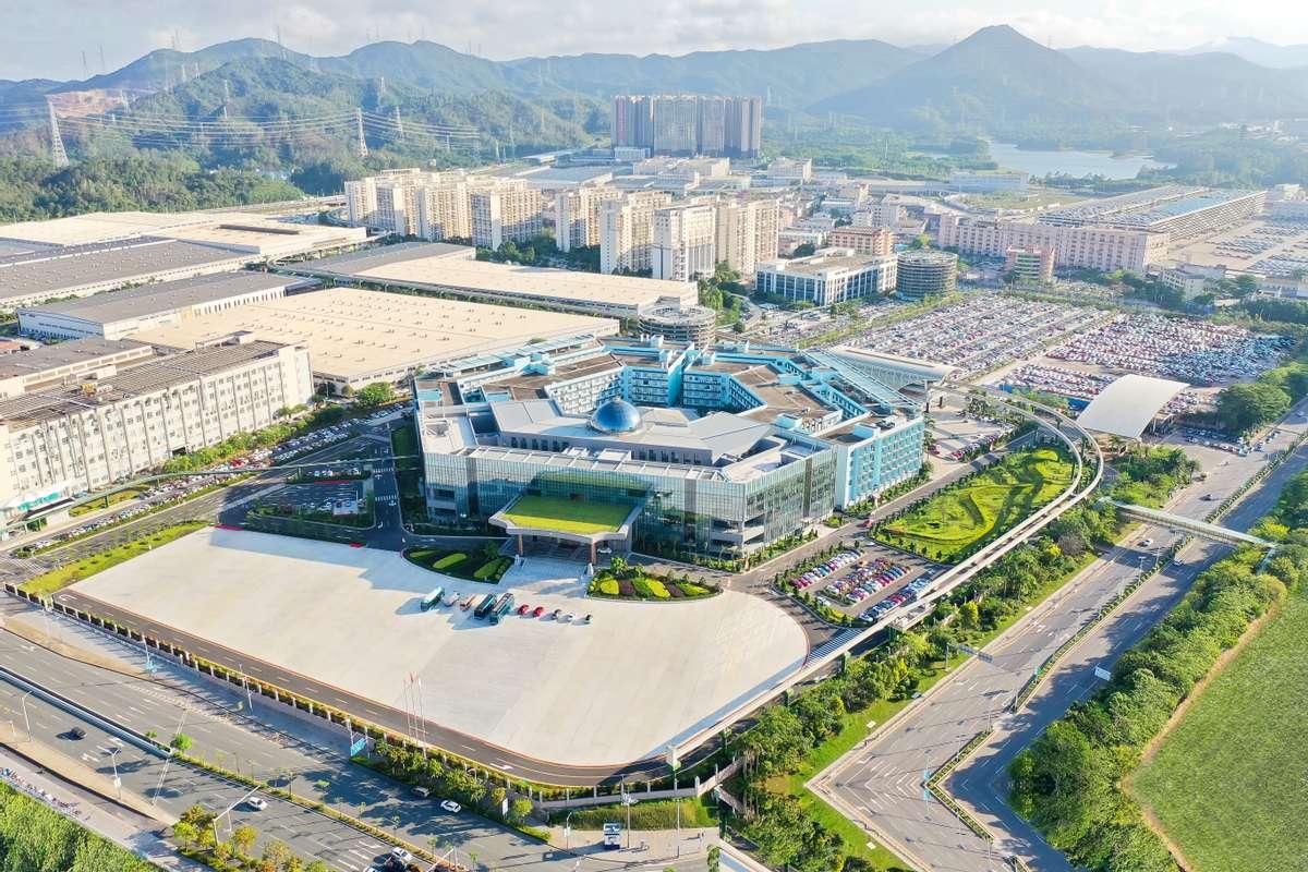 国家科学技术奖榜单一出，汽车圈彻底炸锅了。
这次比亚迪一个人就拿下了五项大奖，成