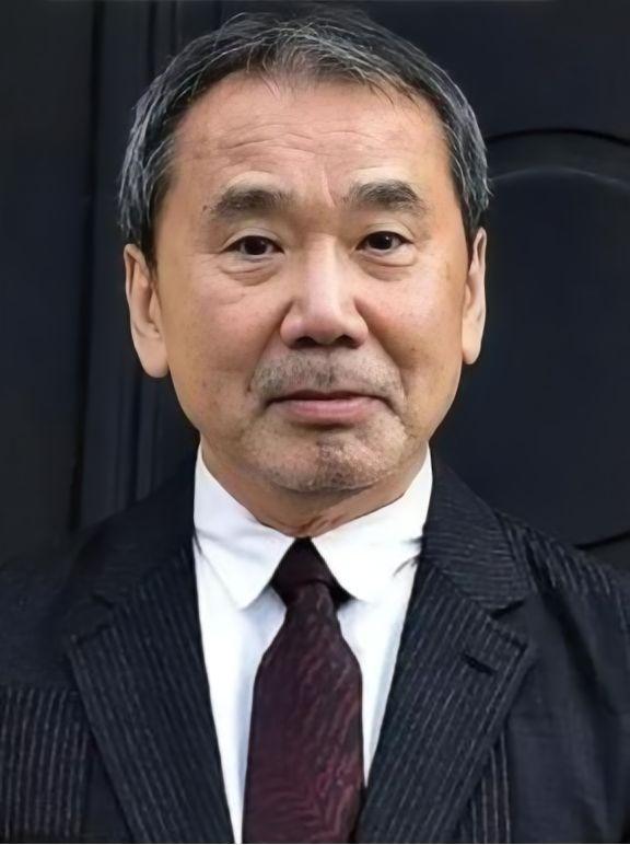 日本作家村上春树曾说：“我父亲是侵华日军，我从不吃中国菜，因为我不配，我也不生小