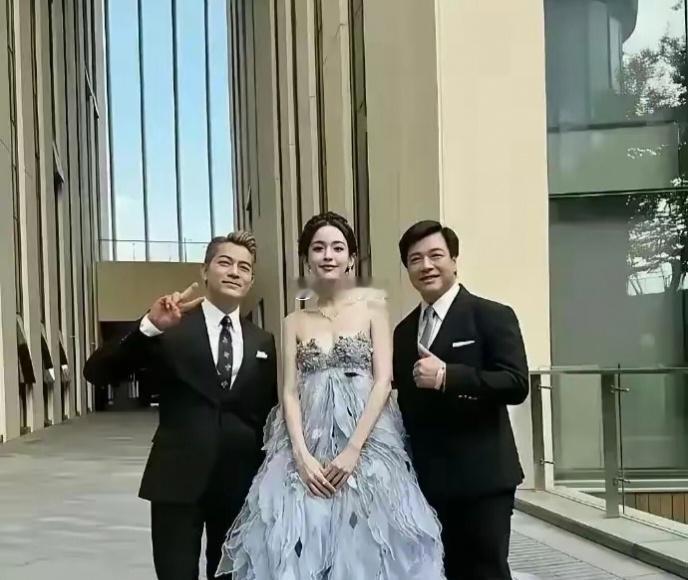 不怪郭富城忍不住跟她合照，我一个女人都心动不已 ​​​