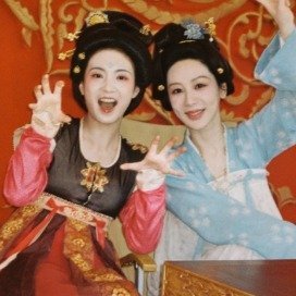 张雅钦探班杨紫好可爱啊啊啊国色芳华大爆何惟芳以后越来越好杨紫张雅钦也是 