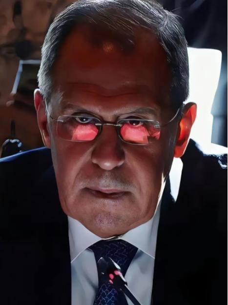 果然不出我所料！
俄罗斯拉夫罗夫突然宣布：
2月2日，俄罗斯外交部长拉夫罗夫在回