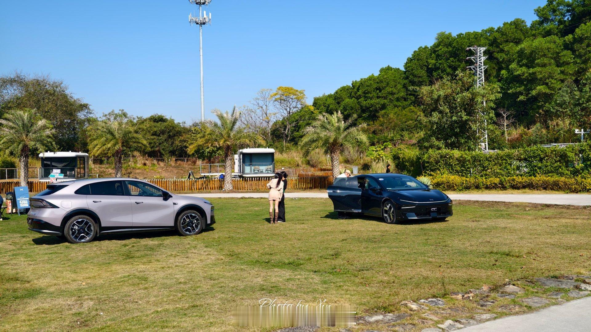 工作照~今天拍的是26款小鹏P7+和26款小鹏G7~今天天气真的好，羡慕广东这边