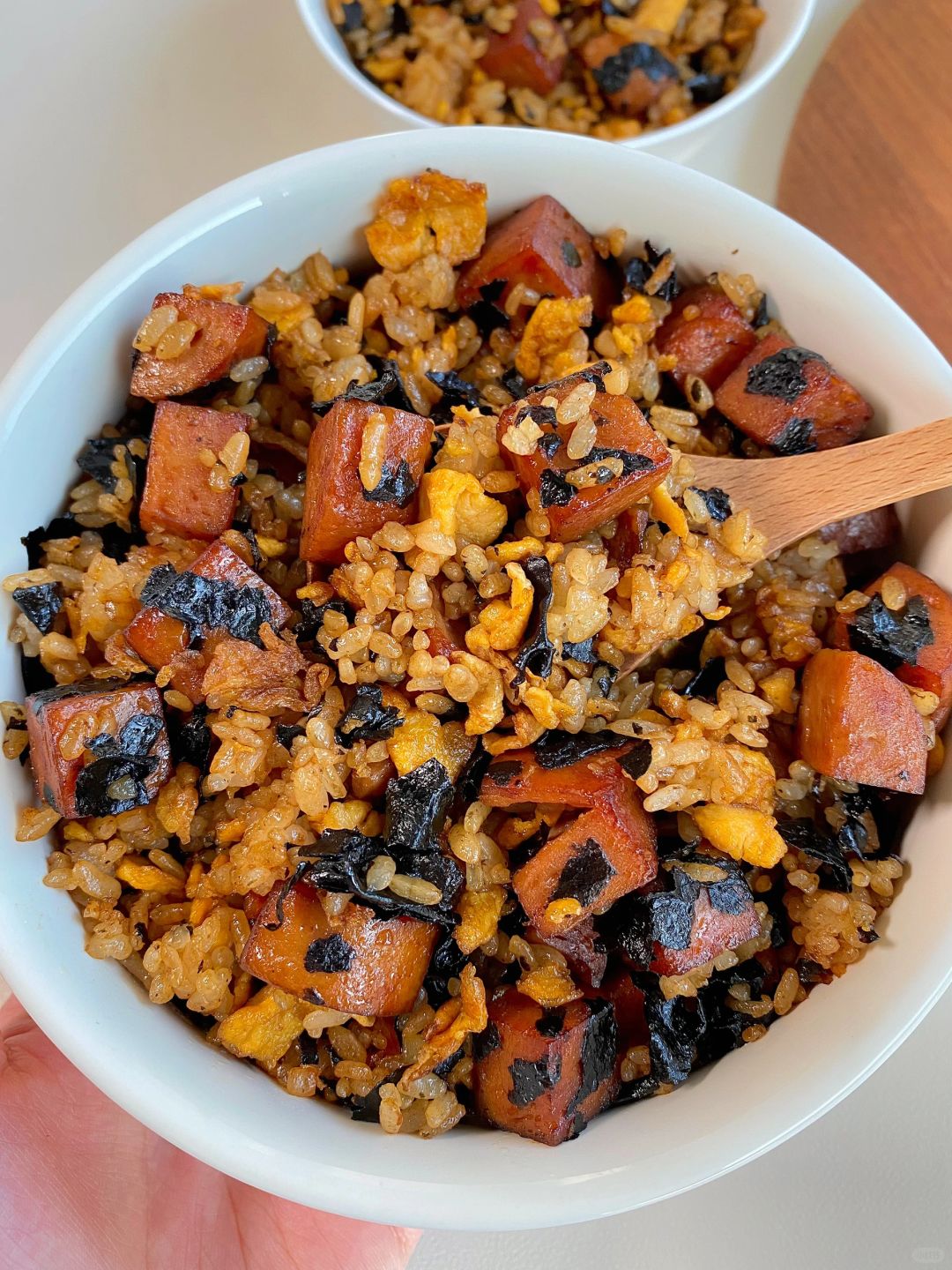 答应我…一定要试试海苔午餐肉炒饭！巨巨好吃