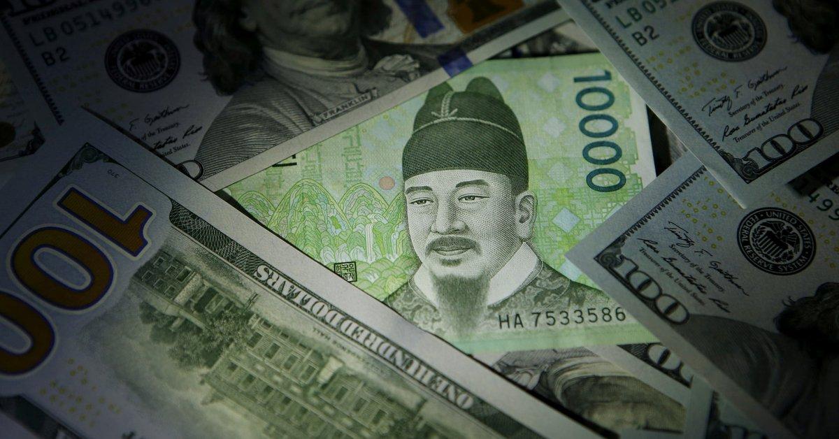 [To learn English]
The massive demand fo