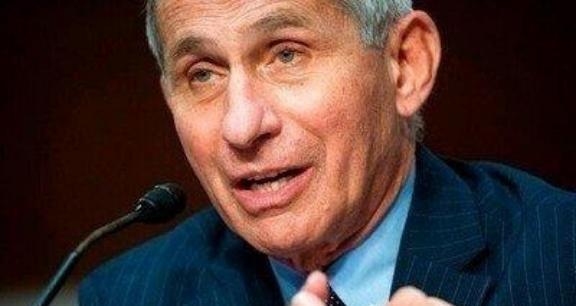 细思极恐！美媒突然公开放话：“中国每年虽然有800万大学生，真正的‘精英人才’却