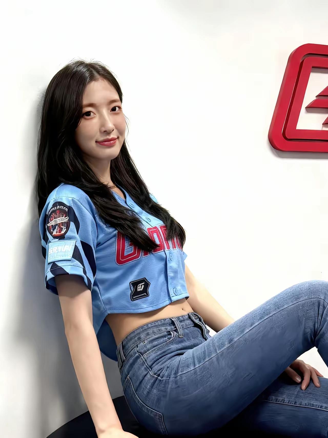 逛公园，爬山。