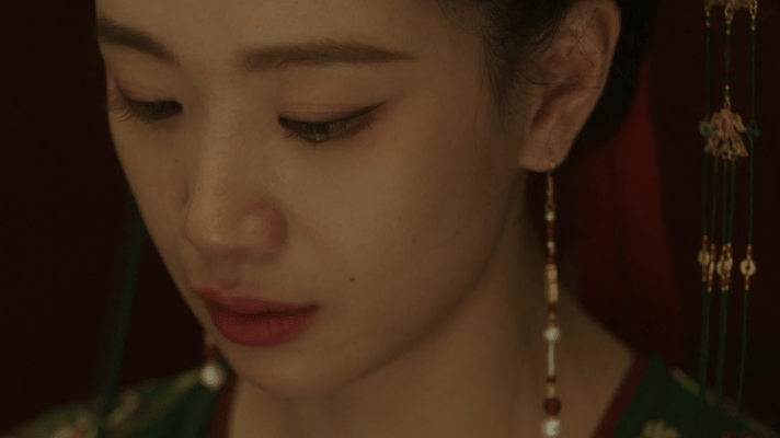 #李梦流的不是眼泪是刀子# 墨雨云间的每一位演员都有着很强的角色塑造能力，让我看