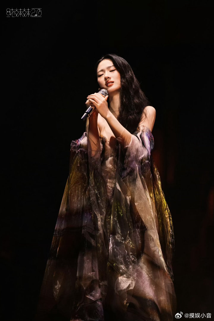 单依纯纯妹妹2.0演唱会 没开玩笑，今天单依纯上海演唱会就要来了啊啊啊！！念叨了