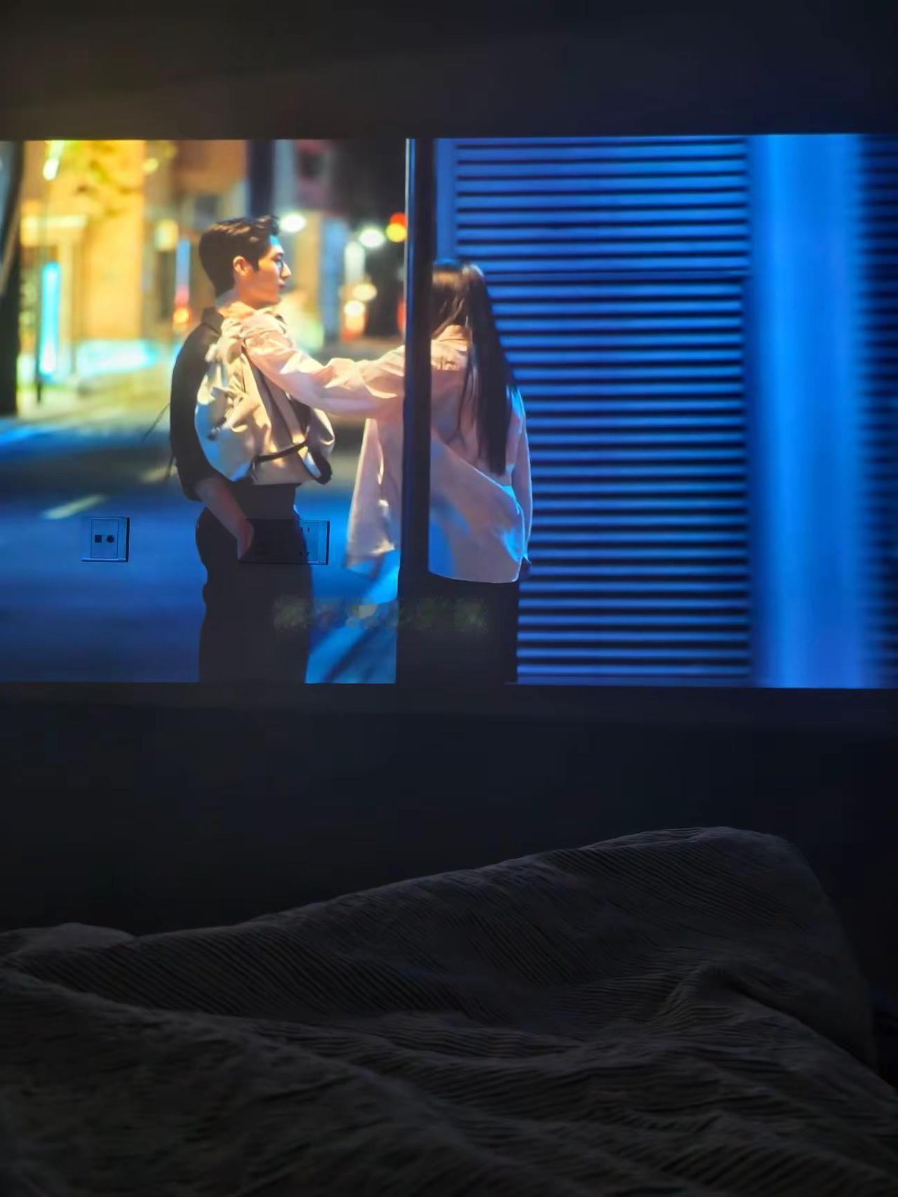 都去给我看！luke好有强调一男的栾念 早春晴朗 追剧 井柏然