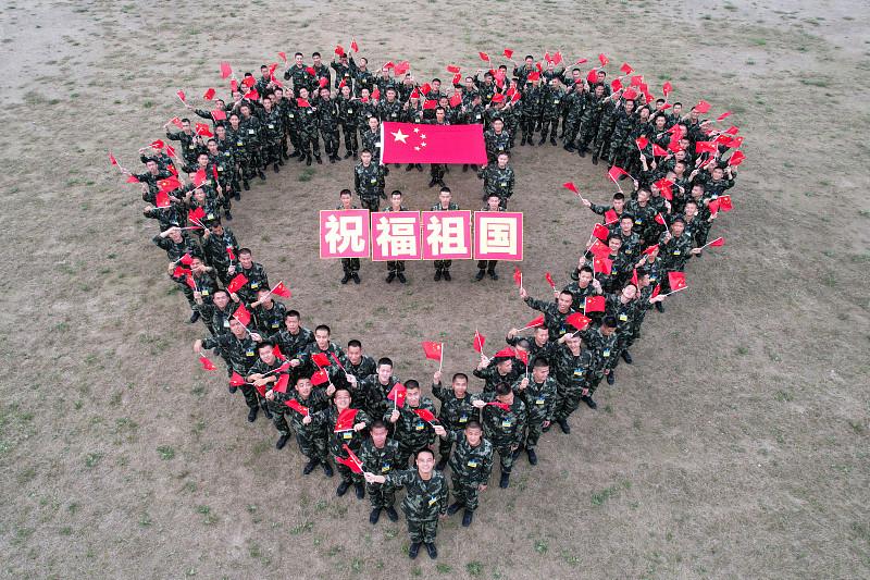 一人一句祝福祖国生日快乐