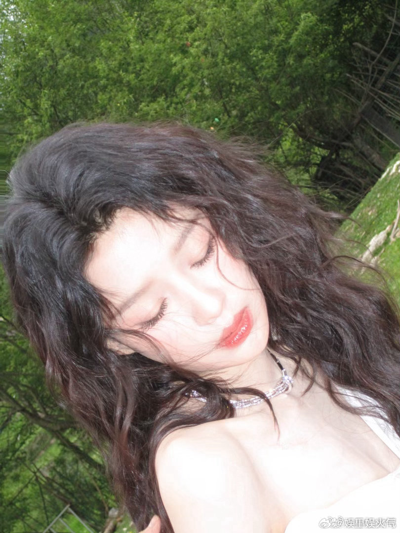 孙怡VOGUE出发ccd孙怡ccd 被孙怡的ccd图美到失语！VOGUE出发造型