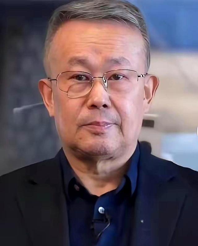 简直了。用着咱们大陆最便宜的水电，享受着给到满的政策优惠，建个厂，然后回头一记背