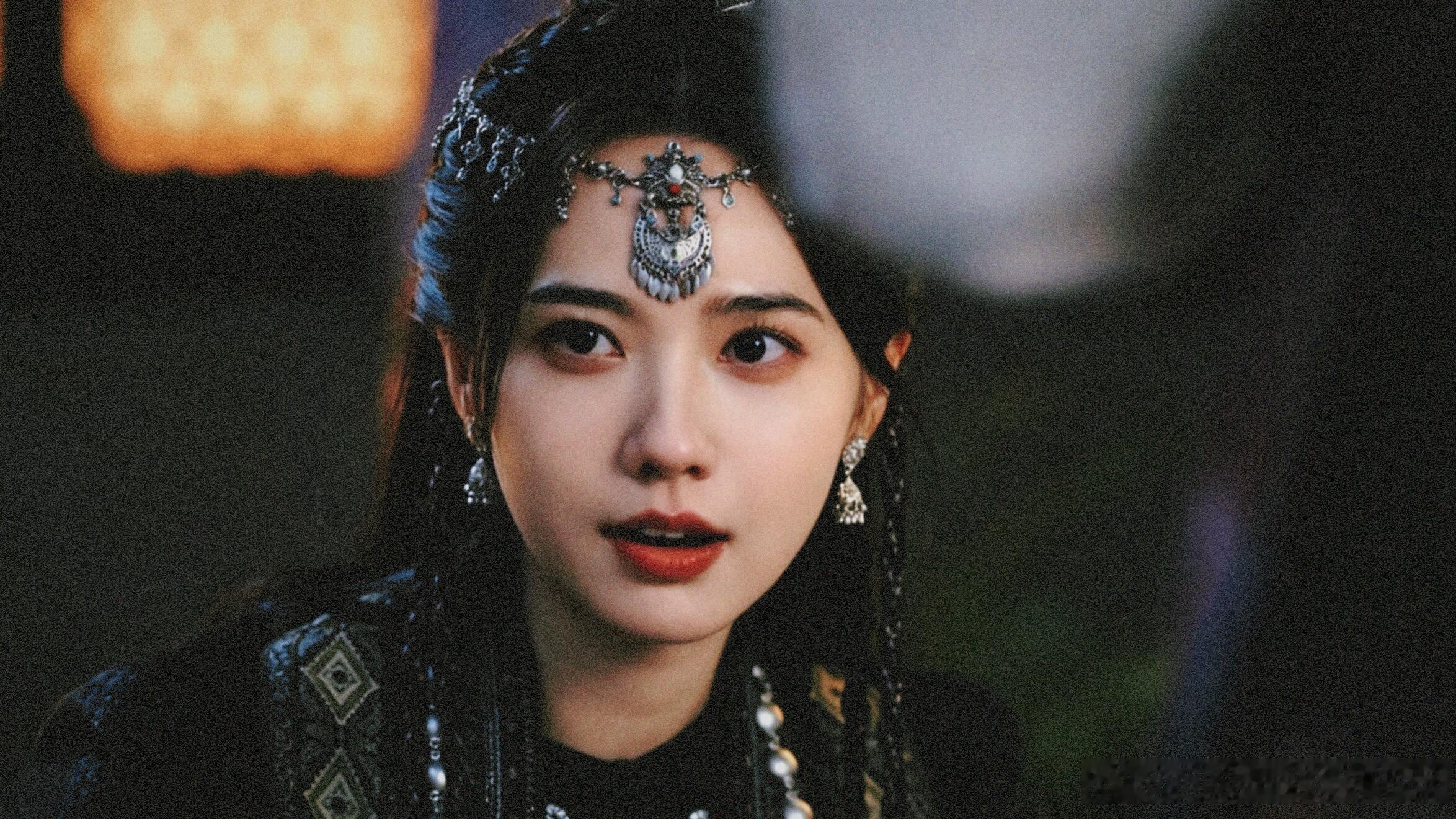 姜佩瑶苗族服饰 这套妆造没人get吗？南部档案姜珮瑶
