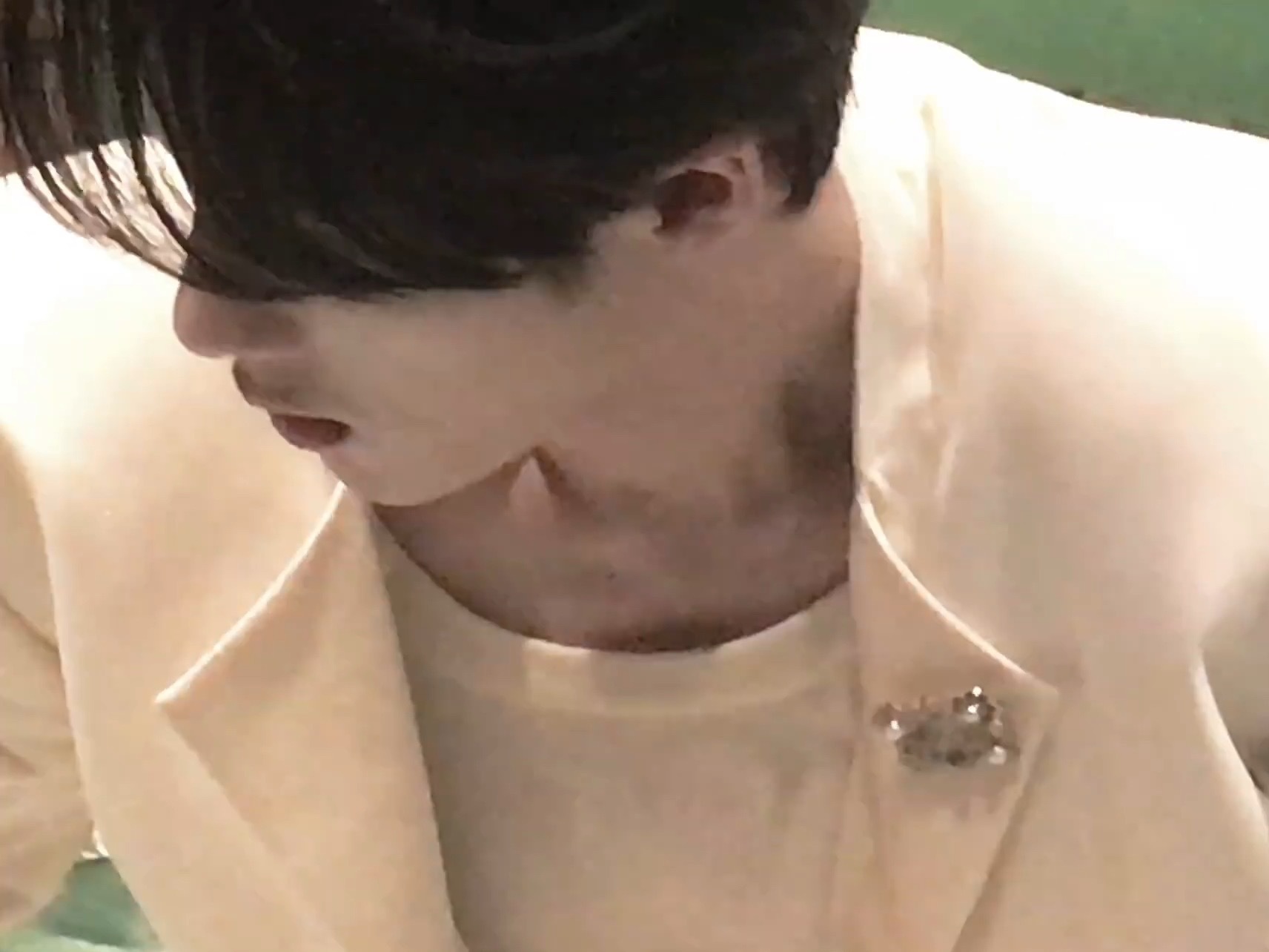 这个锁骨…这个五官立体度…