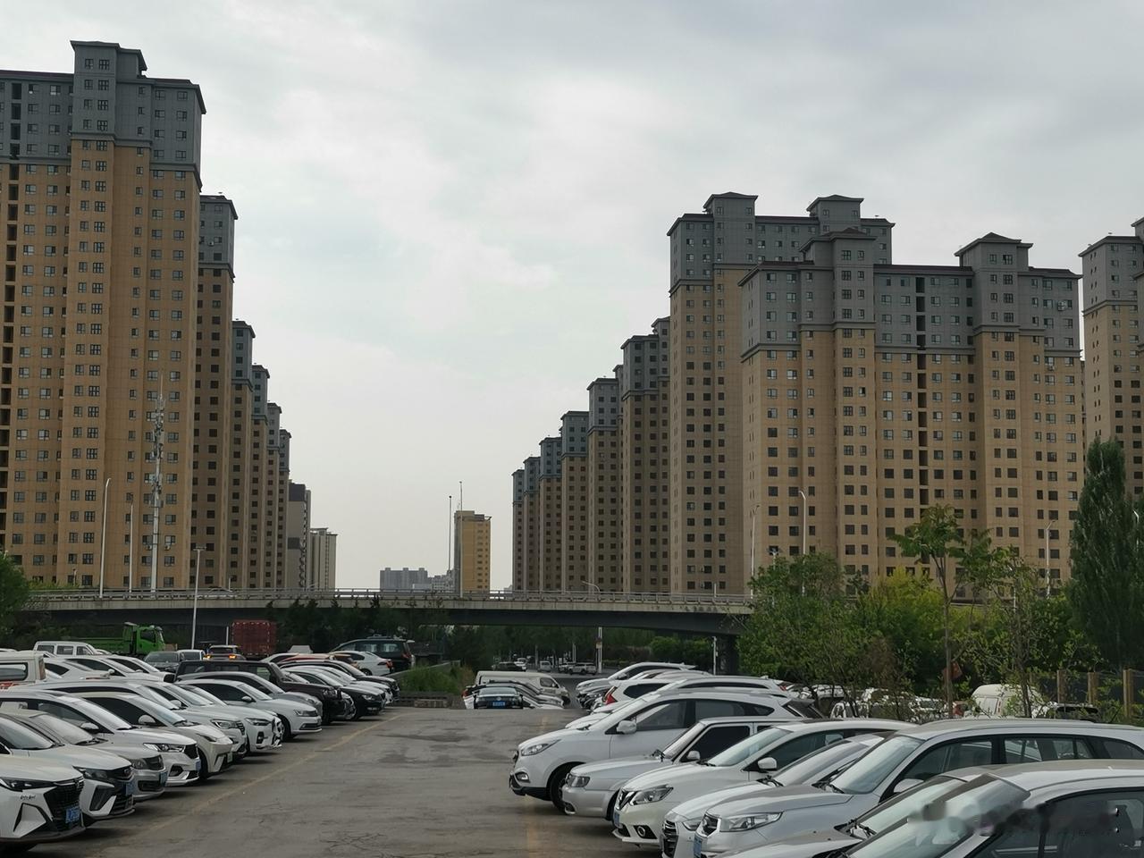 这条城市快速路北延也是非常必要的！
晋中市城区锦纶路北延至龙城中央大街，是榆次城