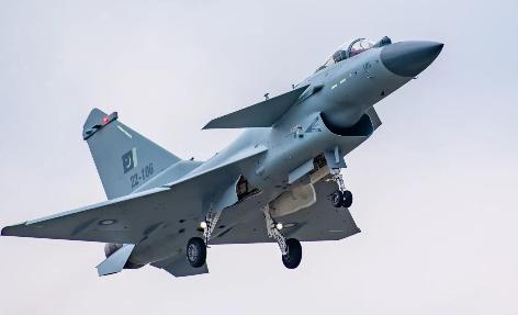 现在看来，咱们没出售歼10给伊朗或许是对的！以现有伊朗的实力，能驾驭好歼10？伊