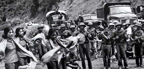 1979年，战俘交换结束，200多名被俘战士回到祖国，总部联合成都军区却同步下达