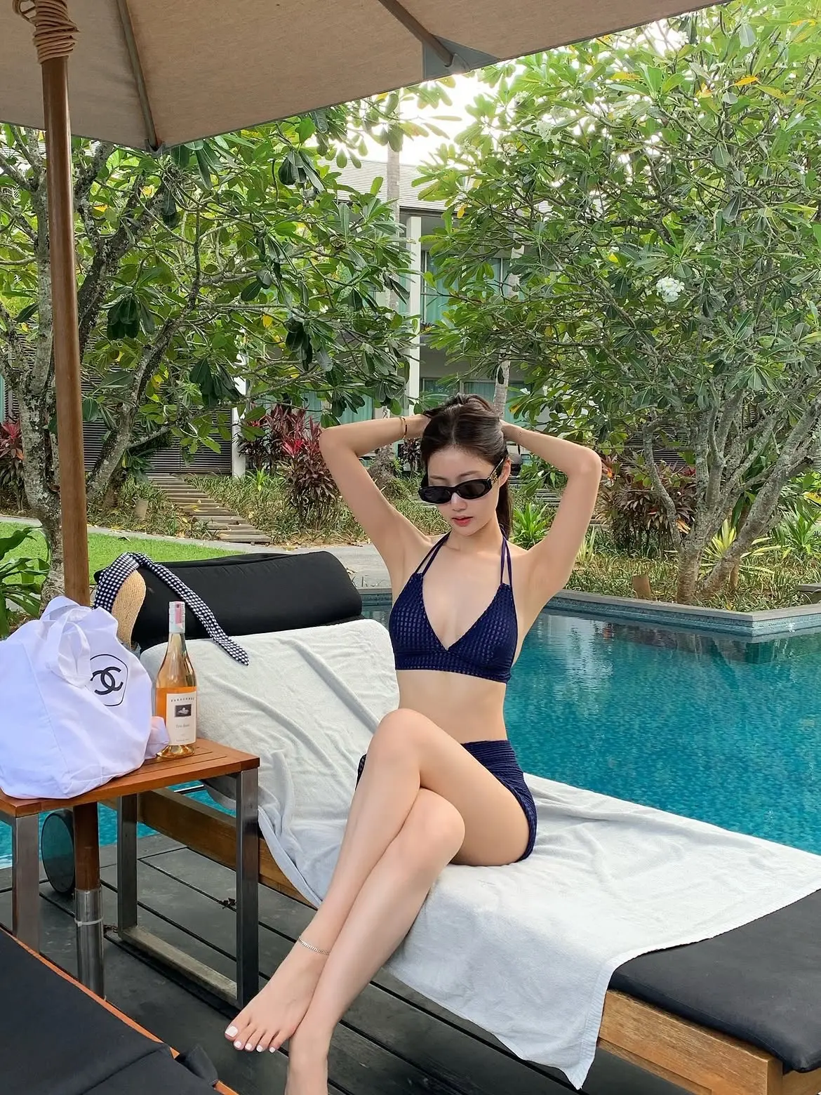 连空气都是糖果味的。