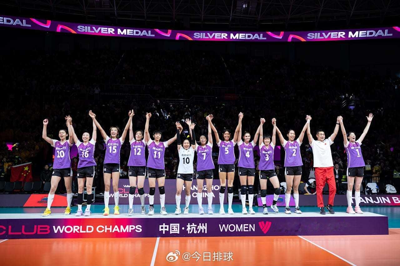 【新华社：天津女排闪耀国际赛场的启示】新华社天津12月24日电（记者张泽伟）天津