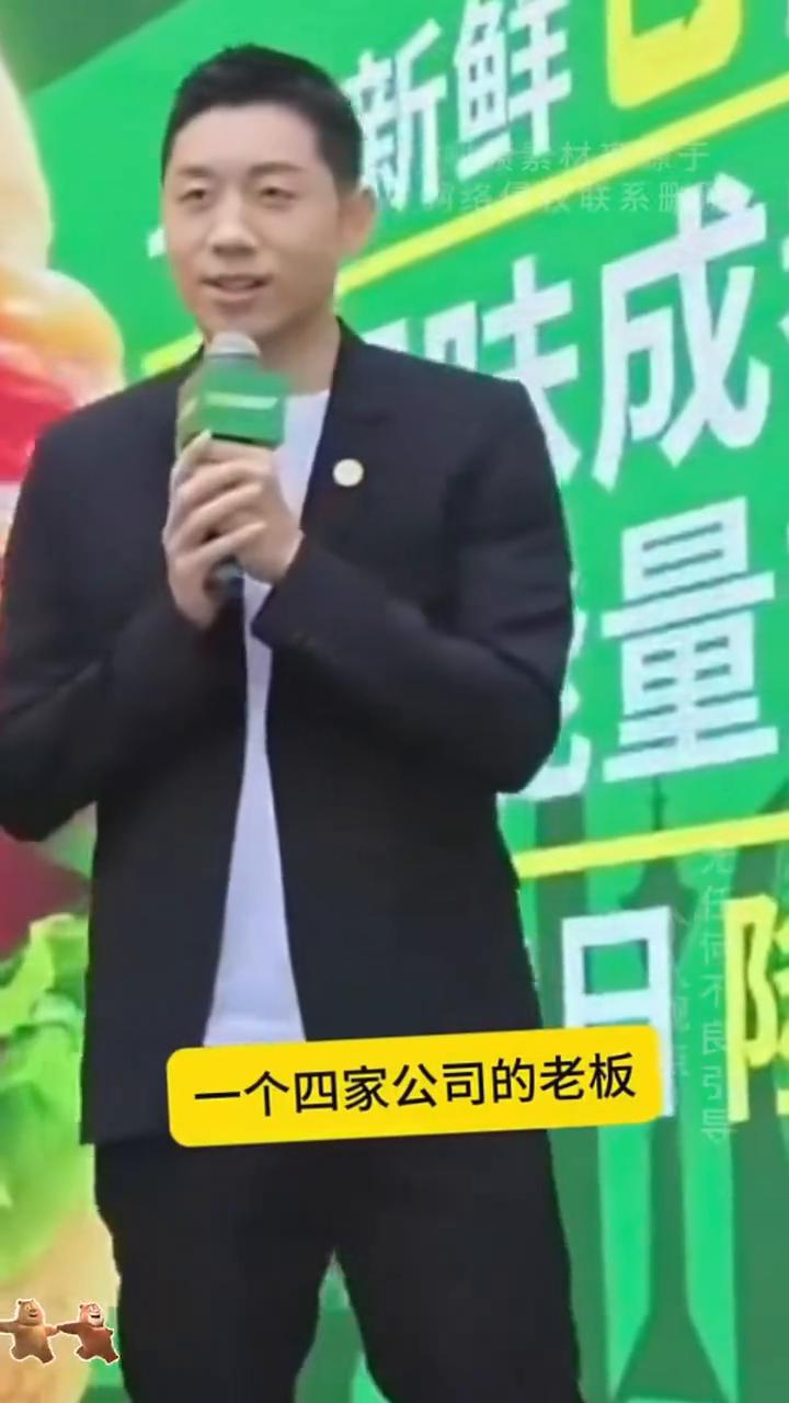 冠军不止胜负，更有代代温情守望。
万万没想到，莎莎康复训练时现在她对面的是许昕，