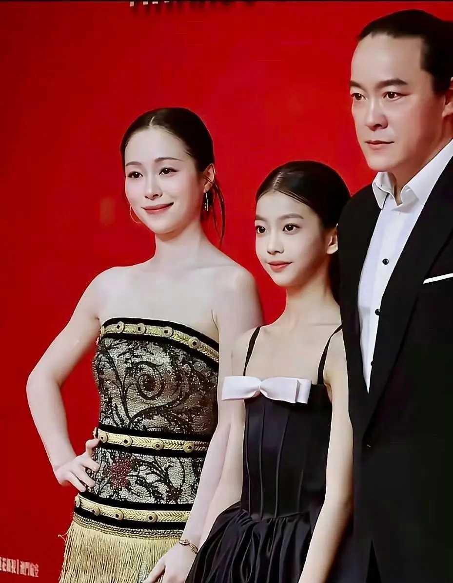 演艺圈的星二代，渐渐的都登台了。 ​​​