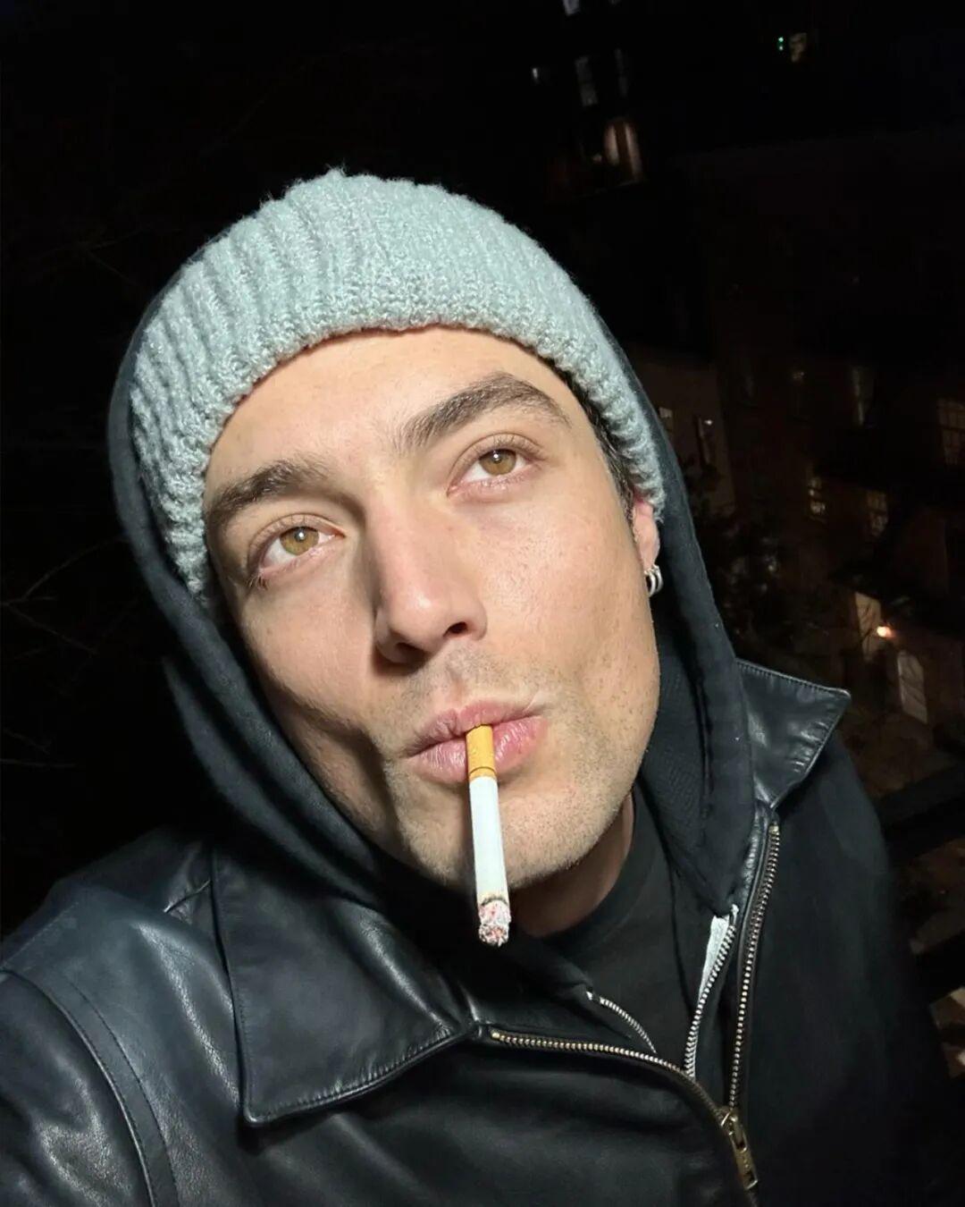 最近，31岁的乐仔 Levi Dylan（李维·迪伦）的自拍引起了我的关注，他终