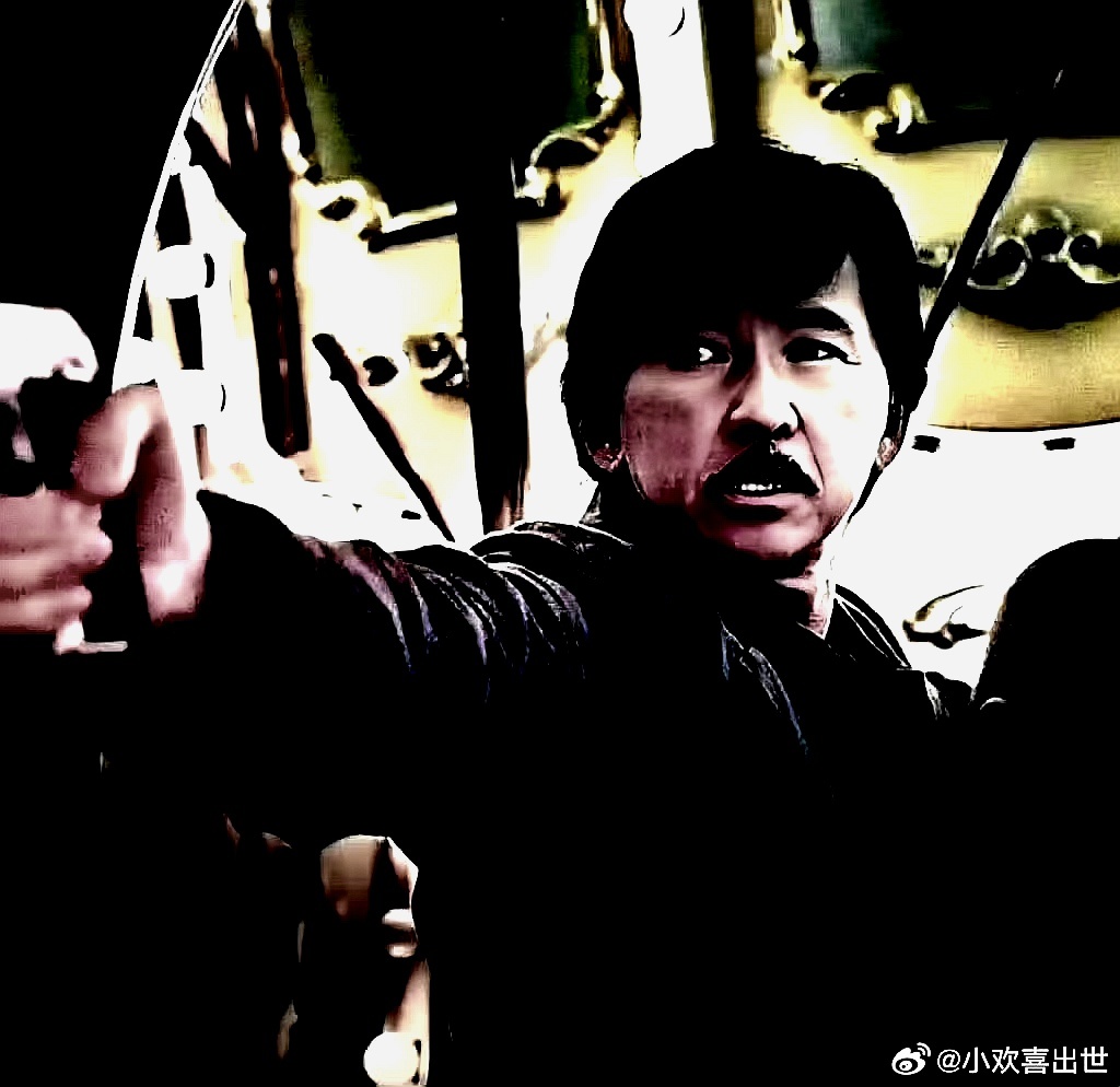 香港导演郭子健作品《野•良犬》中林子祥饰演的纽乔泽与饰演林志宏的文俊辉。林志宏六