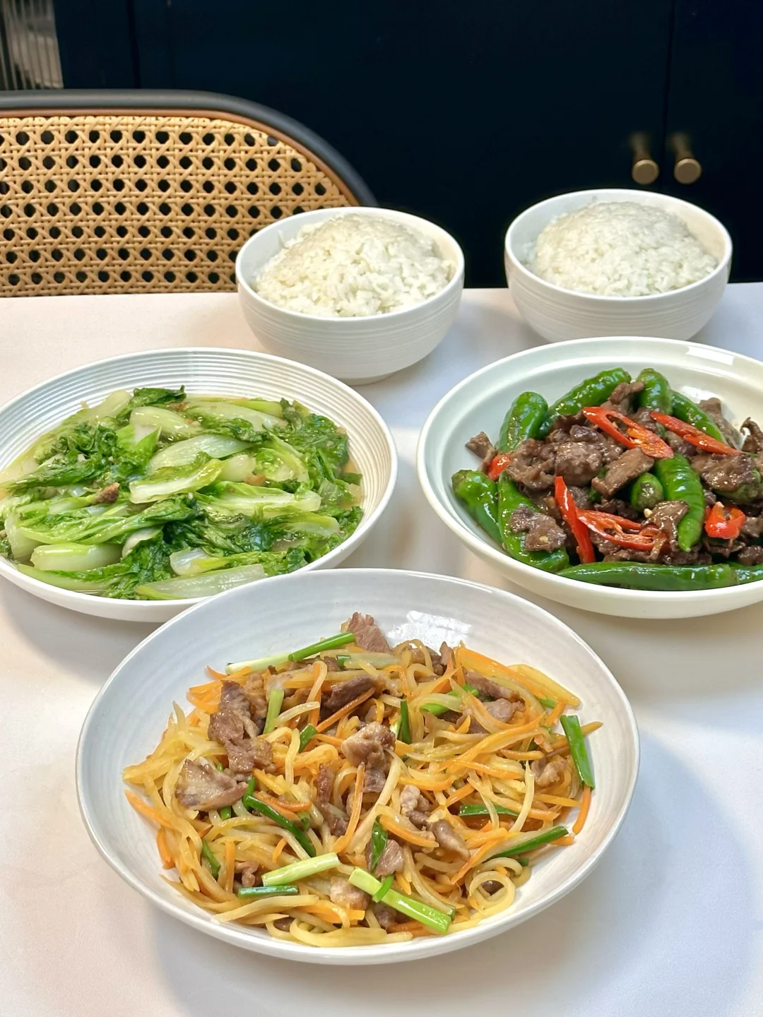 🥣 打工人的晚餐